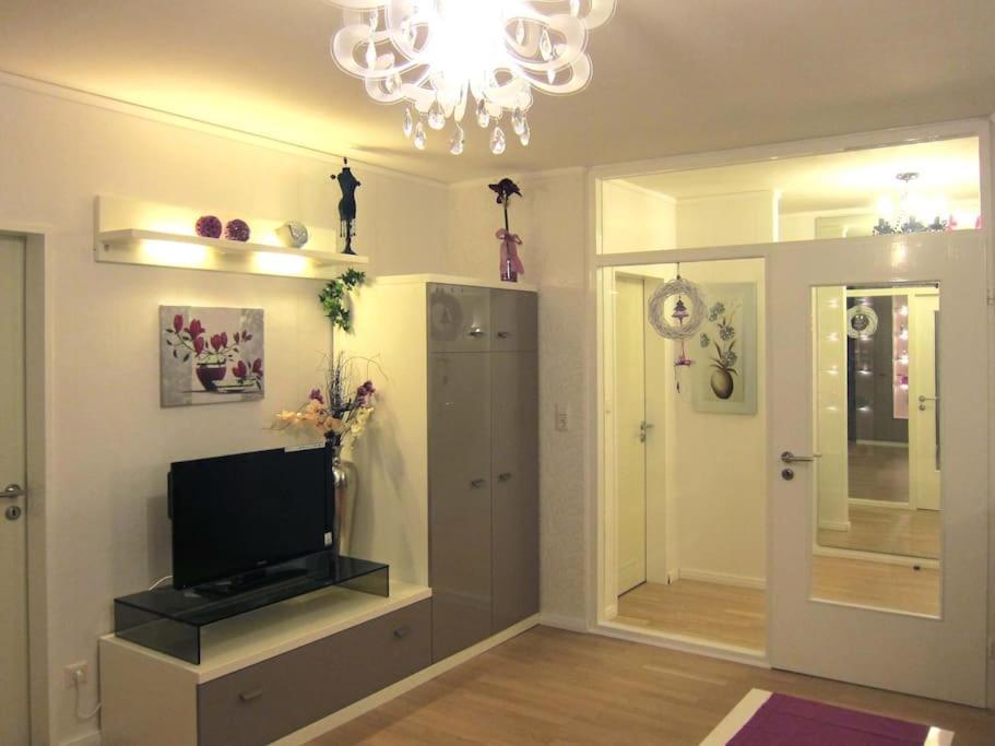 Modernes 1 Zimmer Luxusappartement Kleiner Roland Mit Parkplatz Und Balkon In Bremen Naehe Zentrum Exterior foto