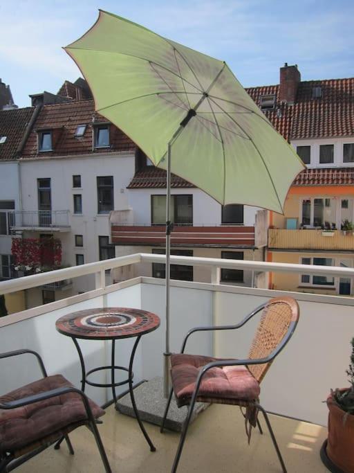 Modernes 1 Zimmer Luxusappartement Kleiner Roland Mit Parkplatz Und Balkon In Bremen Naehe Zentrum Exterior foto