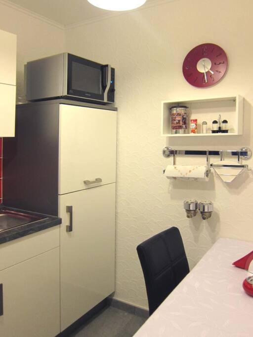 Modernes 1 Zimmer Luxusappartement Kleiner Roland Mit Parkplatz Und Balkon In Bremen Naehe Zentrum Exterior foto